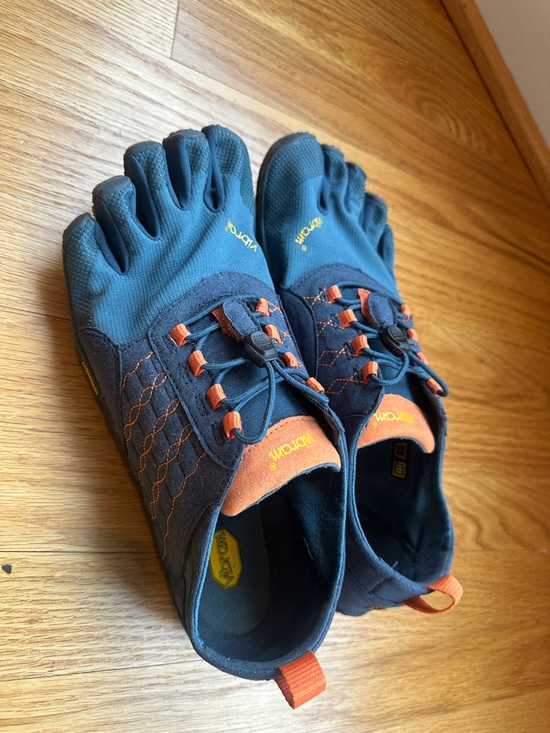 Vibram Other - Vibram FiveFingers Navy and Orange Toe Shoes